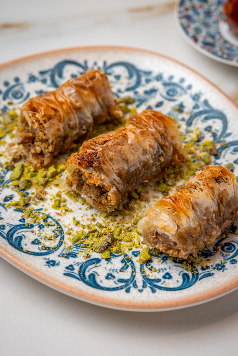 Saray burması, rolled baklava with pistachio